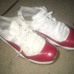 Jordan 11 Cherry